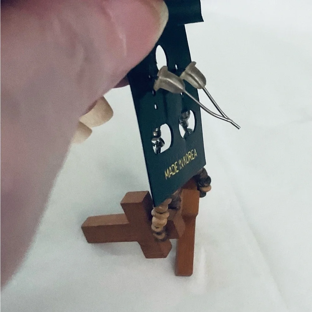 Cross Earrings Wood With Beads Fishhook/Shepherds Hook NWT Brown 2.75 inch drop - Picture 7 of 7